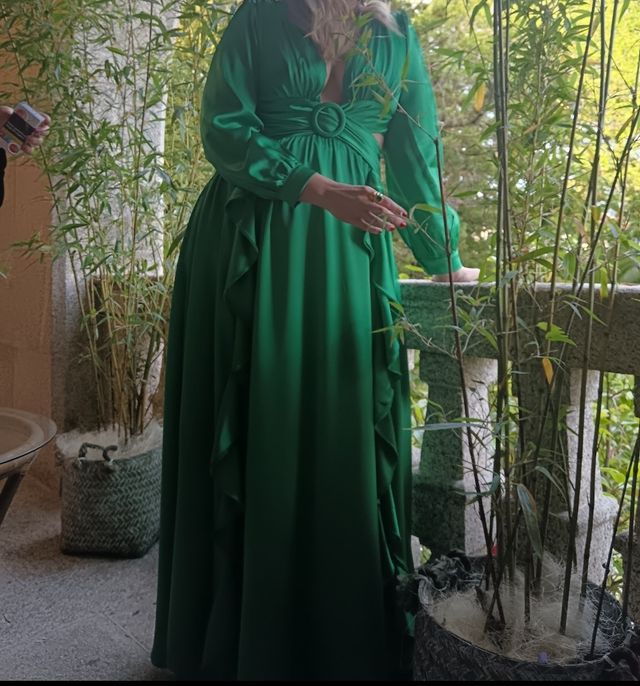 Vestido largo satin verde esmeralda