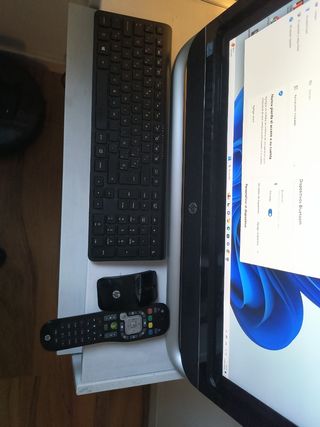 HP Pavilion 23 All-in-One