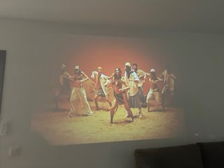 Mini proyector LED - Portátil.