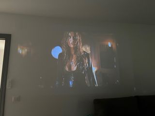 Mini proyector LED - Portátil.