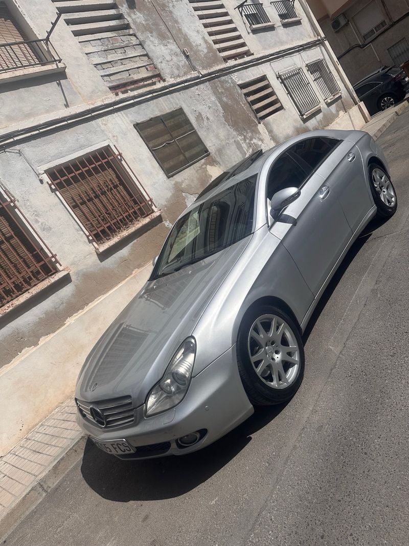 Mercedes-Benz Clase CLS 2007 - foto 1