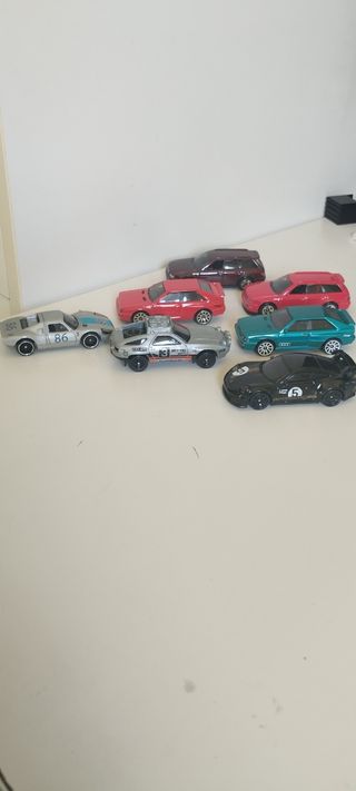 Hot Wheels: 7 coches escala 1:64