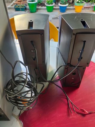 Sistema de cine en casa Genius