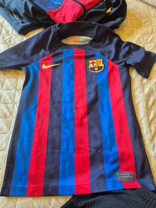 Camiseta FC Barcelona niño talla s (128_137)