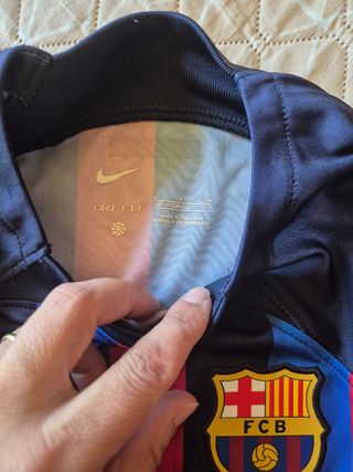 Camiseta FC Barcelona niño talla s (128_137)