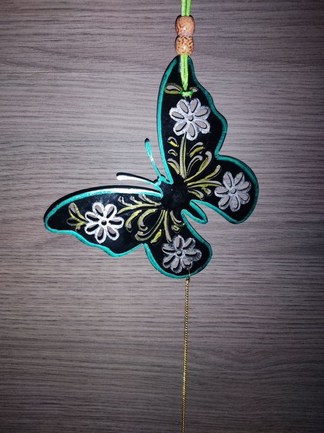 2° ud 50% Atrapaluces variados Mariposa decorativa