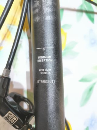 Tija telescópica RockShox Reverb 120mm
