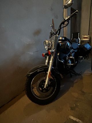 Moto UM renegade comando  Classic 125cc