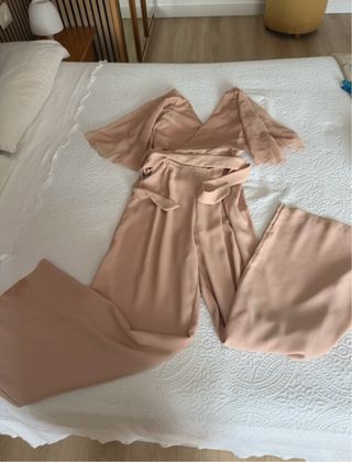 Mono largo rosa claro elegante