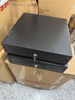 Caja  registradora negra