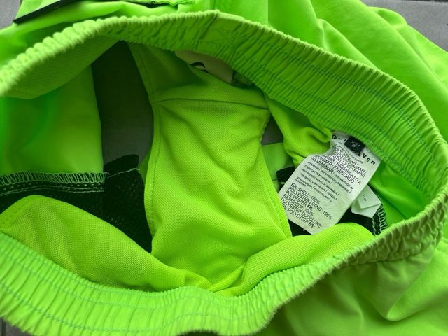 Bañador Quiksilver niño rojo.