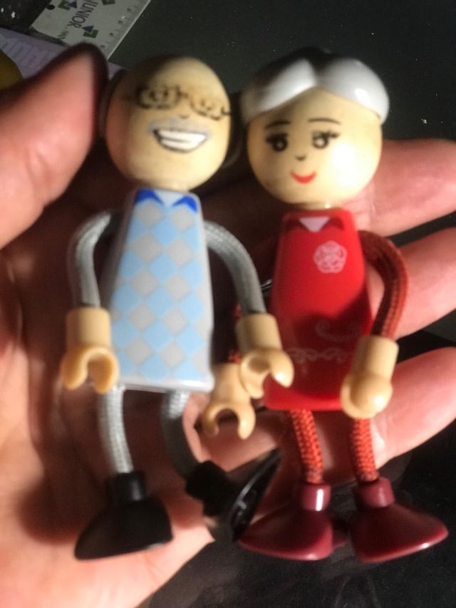 Famiglia personaggi giocattolo - 6 pezzi