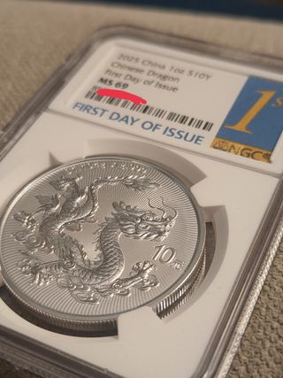 Moneda Plata China Dragón 2025