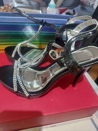 Sandalias tacón brillantes