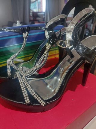 Sandalias tacón brillantes