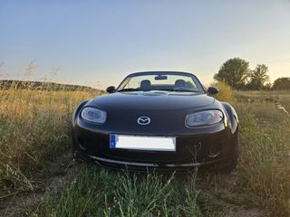 Mazda MX-5 NC en muy buen estado