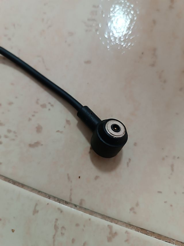 Cargador Xiaomi Patinete Eléctrico