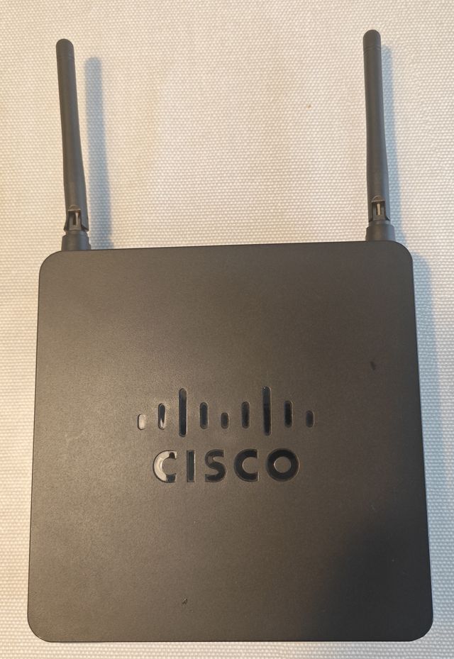 Cisco RV215W - Router WiFi Ethernet