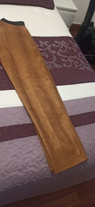 Lote ropa chica alguna con etiqueta moderna vestid