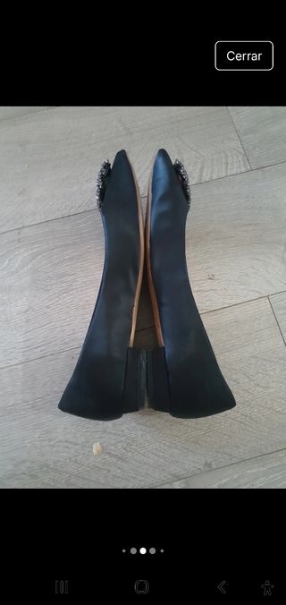 Manolo Blahnik Hangisi. Bailarinas negras Talla 40