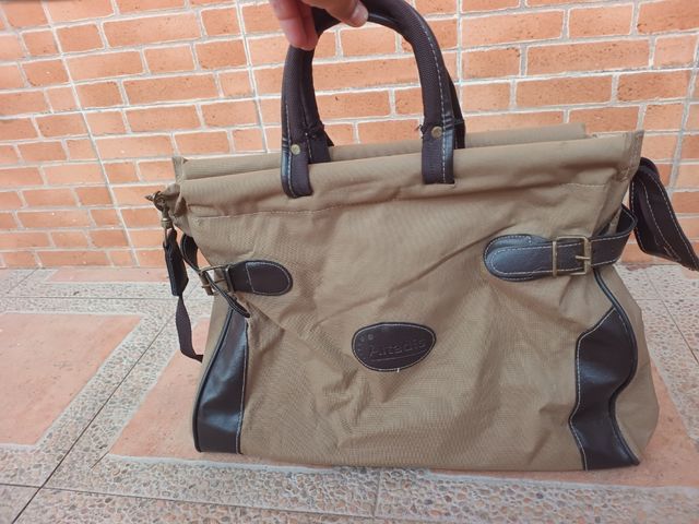 Maleta Altradis beige y marrón