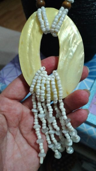 Collar blanco 47cm