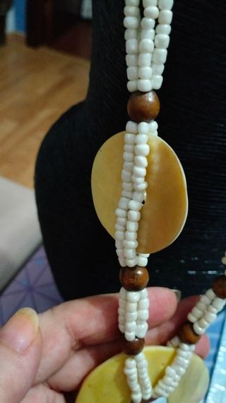 Collar blanco 47cm