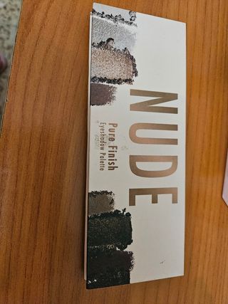 Paleta sombras ojos marrón beige
