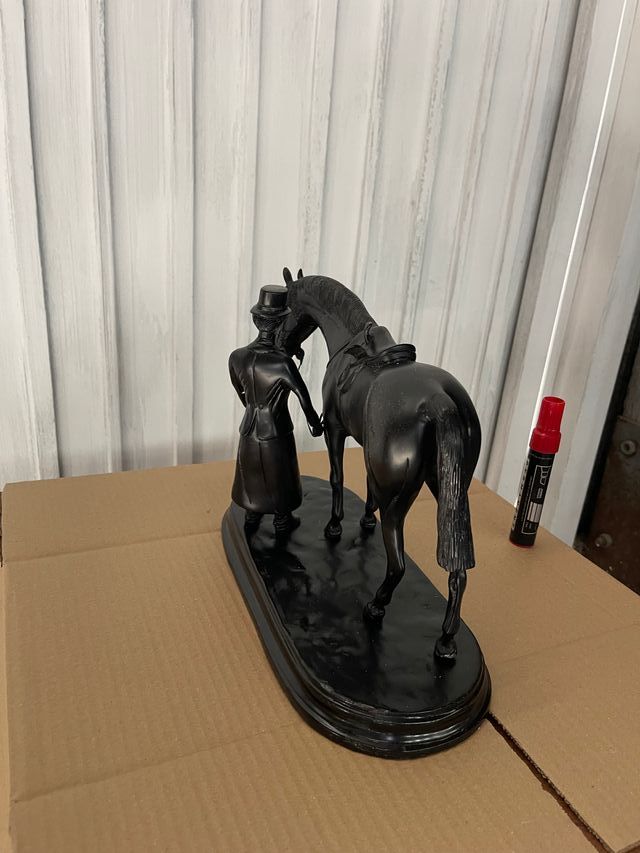Scultura cavallo cavaliere bronzo