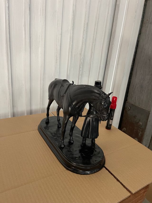 Scultura cavallo cavaliere bronzo