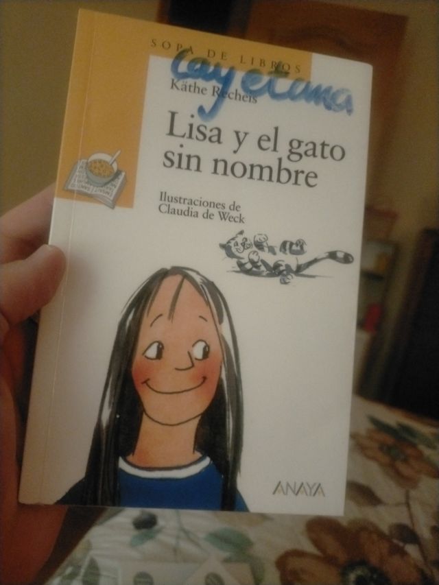 Lisa y el gato sin nombre (Sopa de libros / Sou...