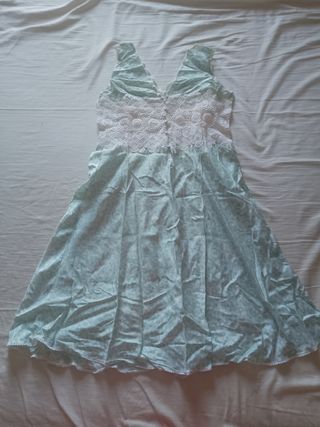 Sottoveste / miniabito verde vintage con pizzo, M