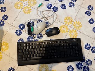 Tastiera ADJ + Mouse Acer