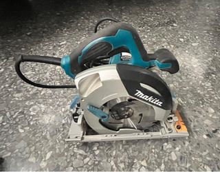 Sierra circular Makita HS6100 + guias