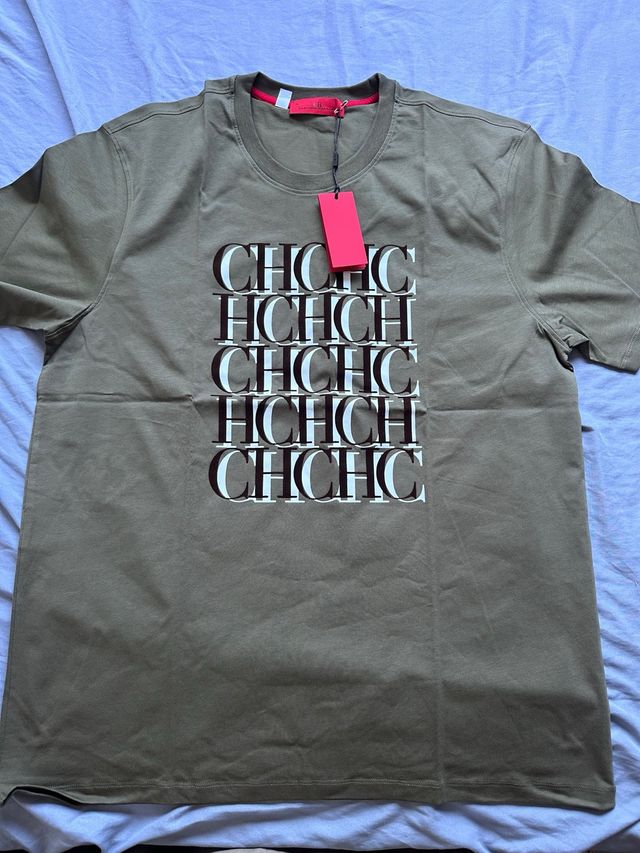 Camiseta Carolina Herrera - Verde Oliva - L