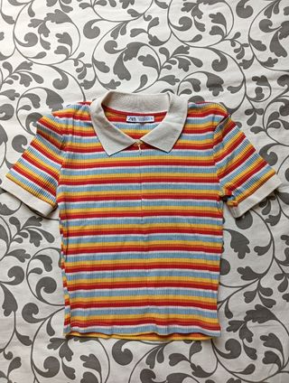 Camiseta Zara multicolor a rayas