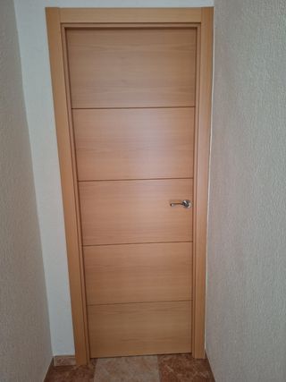 Puerta interior madera 