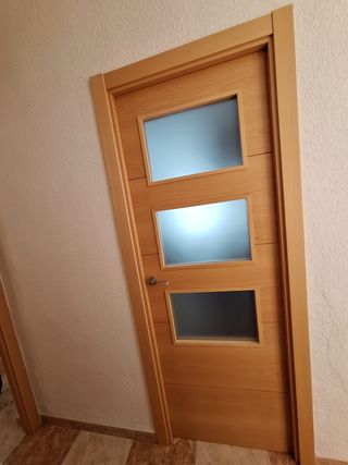 Puerta interior madera 