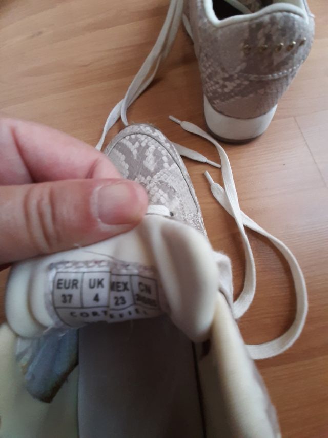 Zapatillas Cortefiel beige