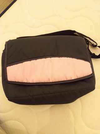 Bolso bebé rosa - puntos grises 
2 bolsos hermosos