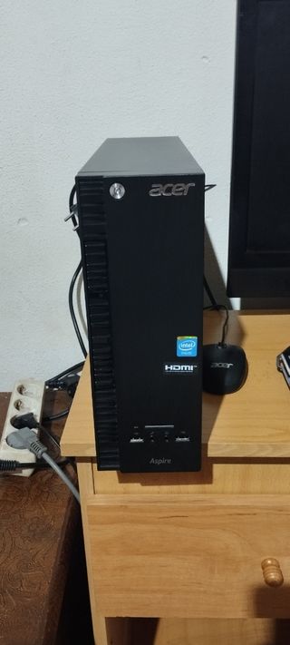 Torre Acer Aspire XC-704 - 500GB