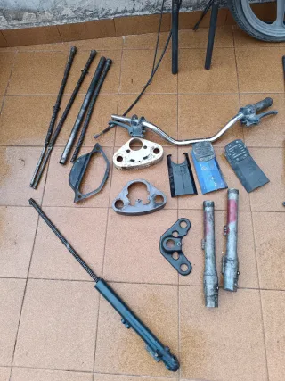 Piezas derbi variant horquillas ruedas