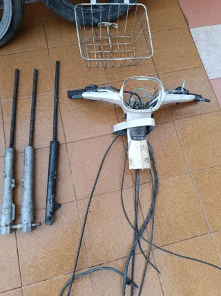 Piezas derbi variant horquillas ruedas