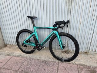 Bicicleta Bianchi Oltre Sram Force