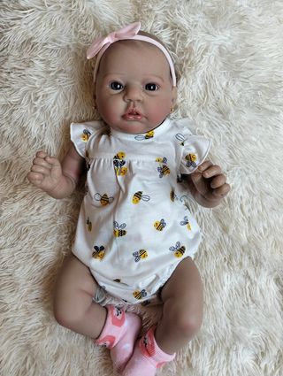 Bebita Teborn disponible