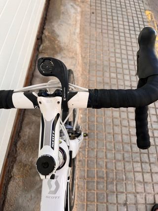 Bicicleta de carretera Scott Foil 40