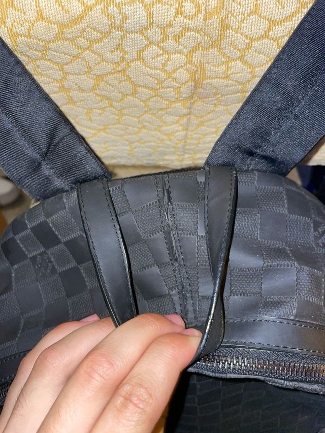 Mochila Louis Vuitton negra