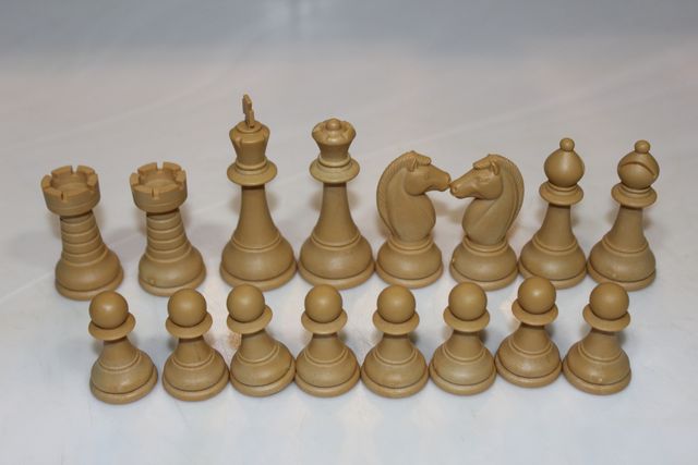 PEZZI DI Scacchi Staunton Piccoli RF 624