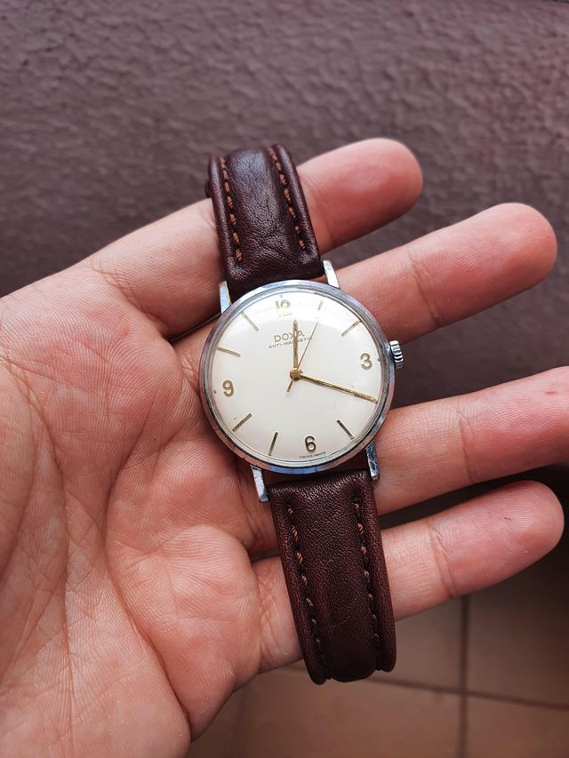 1963 Doxa Anti-Magnetic 10345-1 (34.7mm)