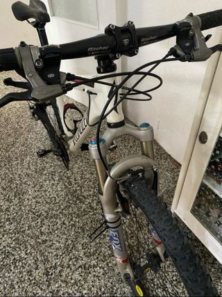 Bicicleta SPECIALIZED Stumpjumper